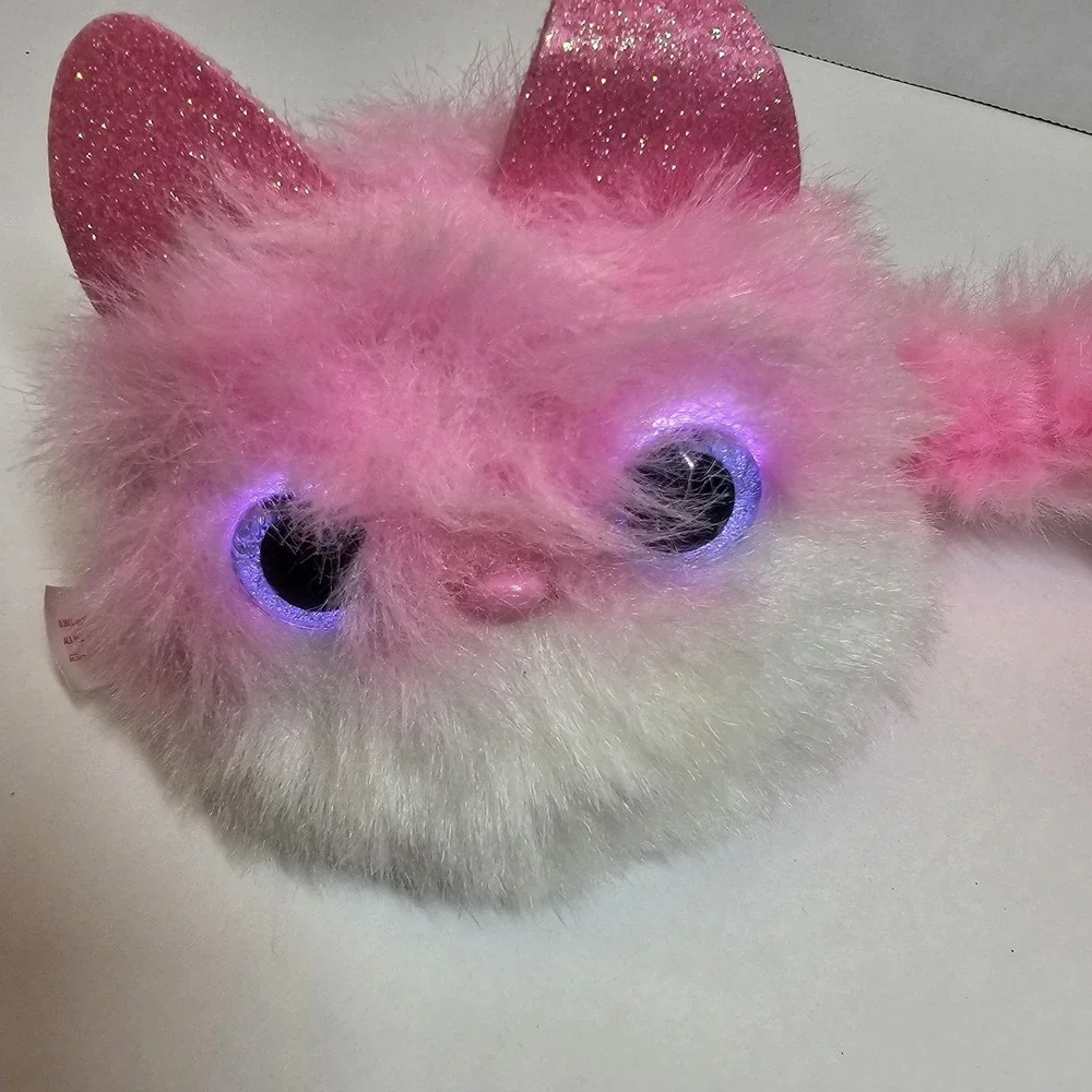 Pomsies Blossom Pink Cat Pet Talking‎ Interactive Toy Plush Pink. Purrs